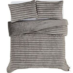 Frye 2" Solid Channel Luxury Faux Fur Comforter 3 Piece King Set - Gray